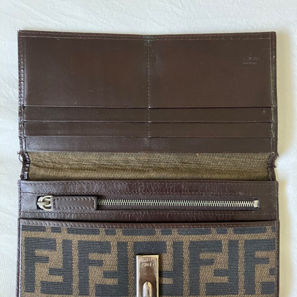 Authentic Vintage Fendi Long Wallet - Picture 2 of 10